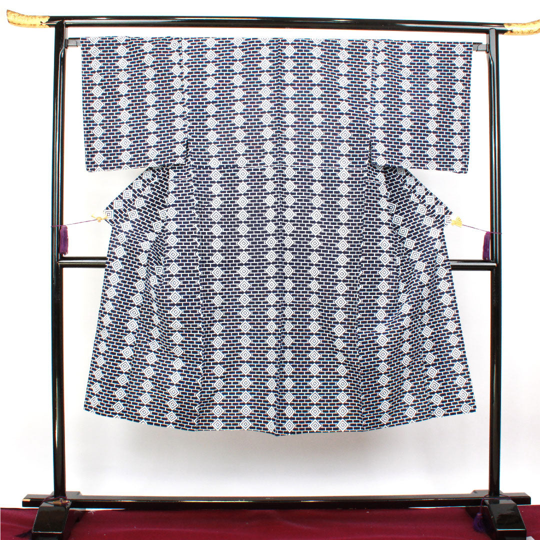 Yukata with basting thread, unused, men's, geometric pattern, cotton, S rank, single layer, length 135cm, sleeve length 67.5cm, navy blue, 1118002132118