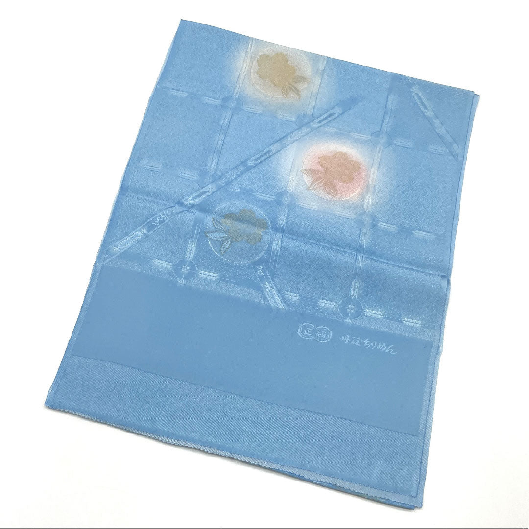 (新古品)帯揚げ 正絹 NEWランク セミフォーマル 空色(そらいろ) 丹後ちりめん 市松 花柄 長さ約174cm 幅約32cm 青系 1136001331917