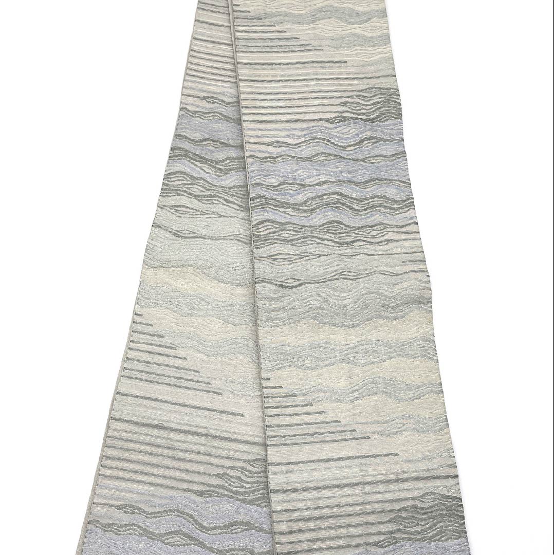 【未仕立】半幅帯 ポリエステル Sランク 蝋色(ろういろ) 縞 破線 ストライプ 帯丈412cm グレー系 1125001612422