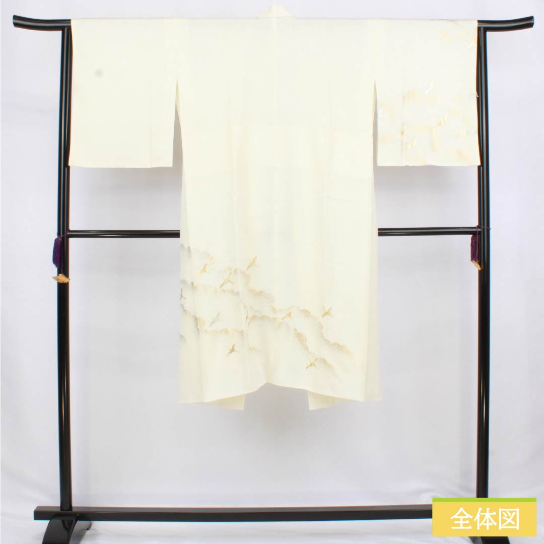 Nagajuban (long under-kimono) made of pure silk, S-rank, length 119cm, sleeve length 64cm, lined, with a crane and long sleeves, silk guard, and a white pattern. Product number: 1129000772111