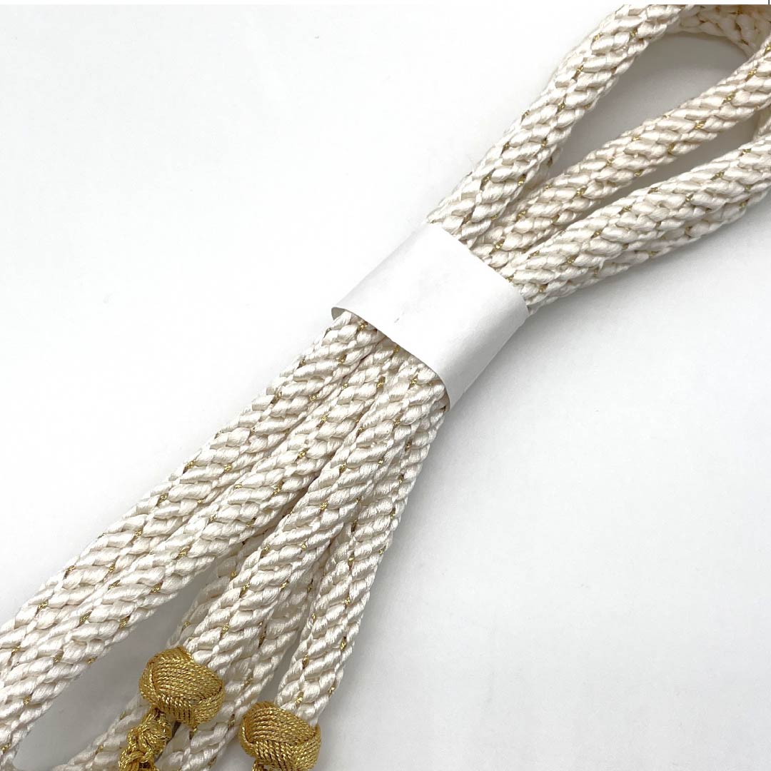 Formal white silk obijime (sash band) for formal kimono (tomesode). S-rank. Round braided. Approx. 165.5cm long, 1cm wide. Product code: 1135003822311