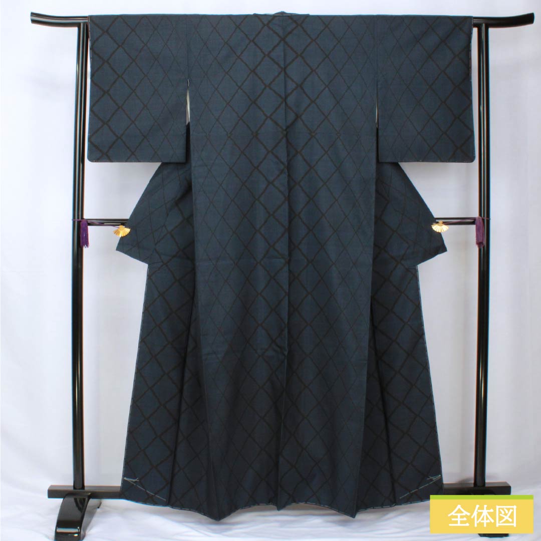 Silk Tsumugi (Japanese kimono), Length 160.5cm, Sleeve Length 62.5cm, Korean Indigo Blue, Oshima Tsumugi, 7 Marks, Ichigen Kasuri, A-Rank, Lined, Navy Blue, Product Number: 1116003793418
