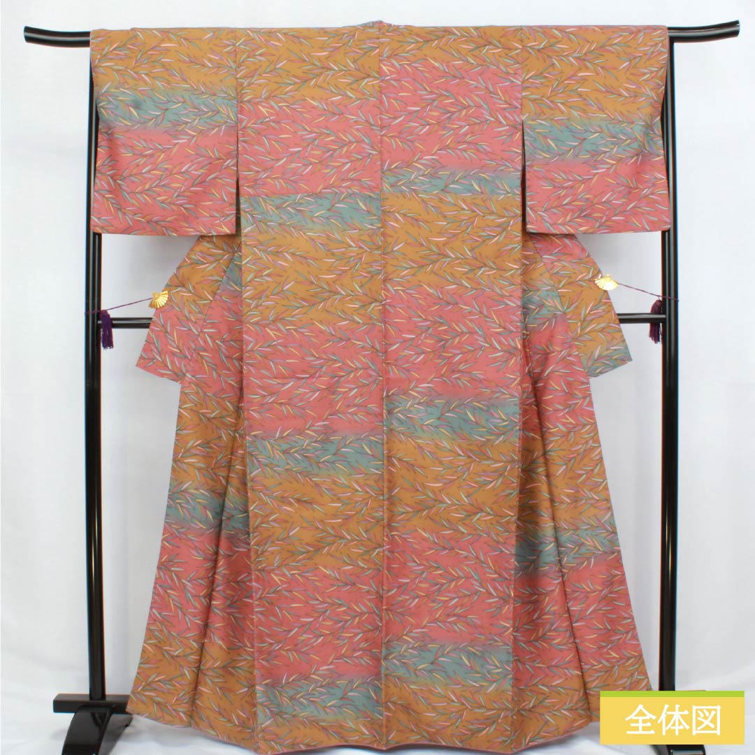 Komon (small pattern) kimono, polyester, length 164.5cm, sleeve length 67cm, lined, Choshun-iro (Choshu-iro), Rakko-iro (Rakko-iro), Aito-no-chairo (Aito-no-chairo), bamboo leaves, horizontal stripes, S rank, gradient, product number 1115006252499