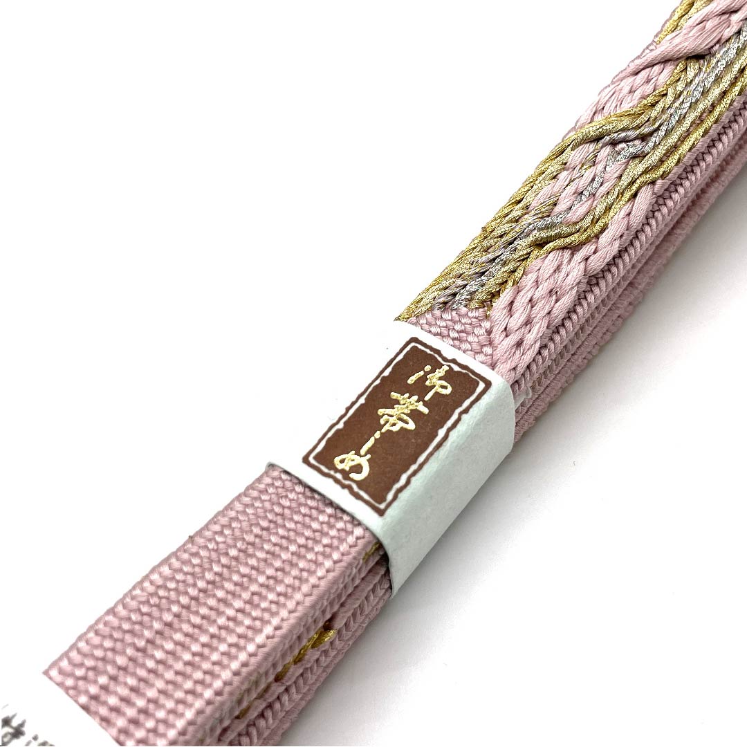 (新古品) 帯締め 正絹 四分紐 淡紅色(たんこうしょくいろ) 特選金銀糸 金属糸使用 新古品 長さ約162cm 幅約2cm セミフォーマル Sランク ピンク系 1135001152913