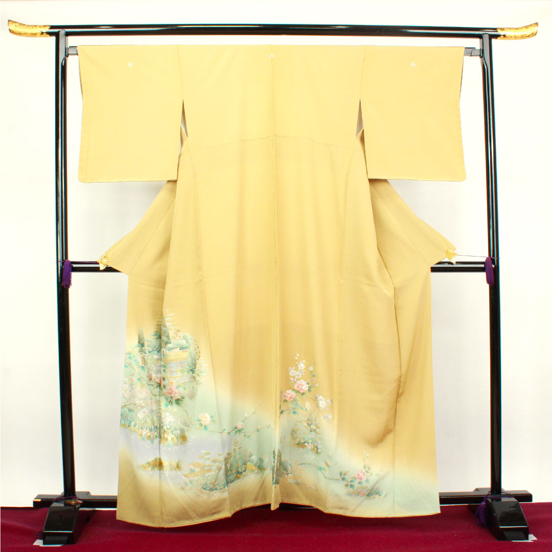 色留袖 身丈161.5cm 裄丈65.5cm 袷 しつけ糸付き 未使用品 枯野色 螺鈿 金彩加工 風景模様 三つ柏 正絹 Sランク 三つ紋 黄系 1111000792423