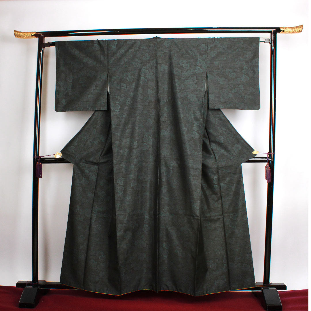 Oshima Tsumugi, Length 159.5cm, Sleeve length 64cm, Weft-total Kasuri, Ivy pattern, Pure silk, A-rank, Lined, Navy blue, 1116001823318
