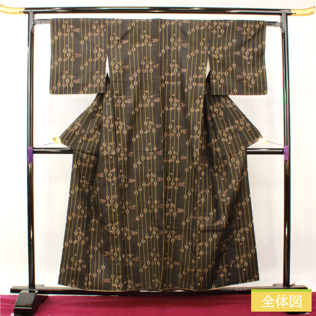 紬 正絹 身丈156.5cm 裄丈63cm 黒鼠色(くろねずいろ) 久米島紬 重要無形文化財 Bランク 袷 茶系 1116003504314