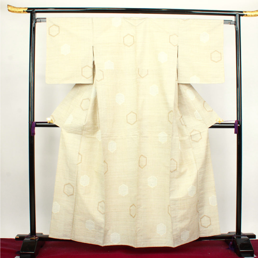 Tsumugi Length 161.5cm Sleeve length 63.5cm Colored tortoiseshell Pure silk S rank Single layer Cream 1116002452415