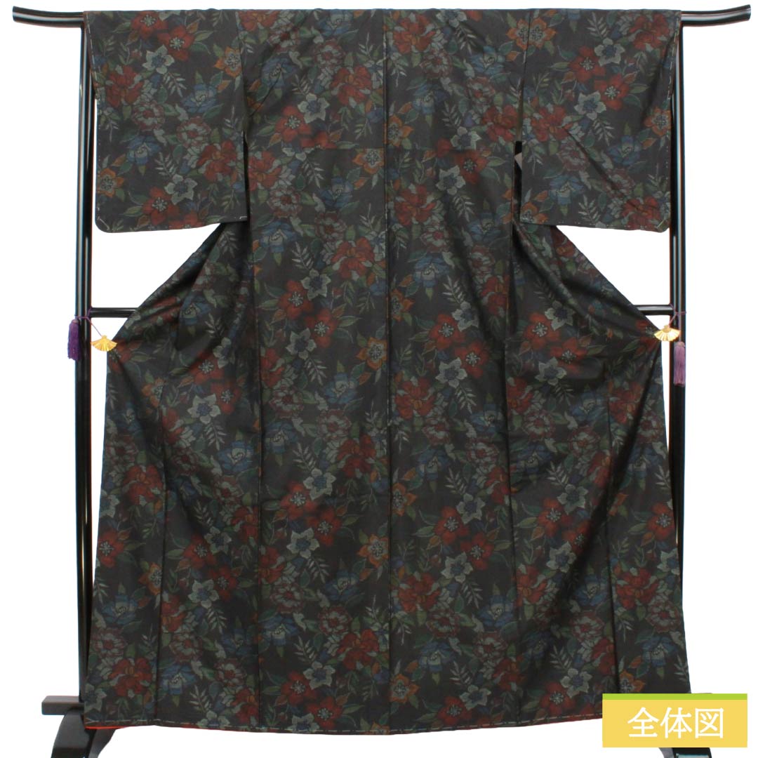 Tsumugi Silk S Rank Length 167cm (65.7in) Sleeve-to-sleeve 65.5cm (25.8in) Oshima Tsumugi Horizontal-weft Kasuri Floral Pattern With basting threads Lined Black 1116005262510