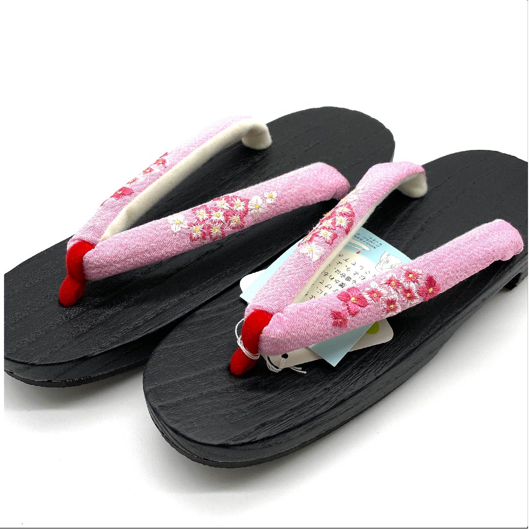 (Brand new, unused) Geta clogs, crepe, embroidered, floral pattern, XL size, black, NEW rank, 1122000951510