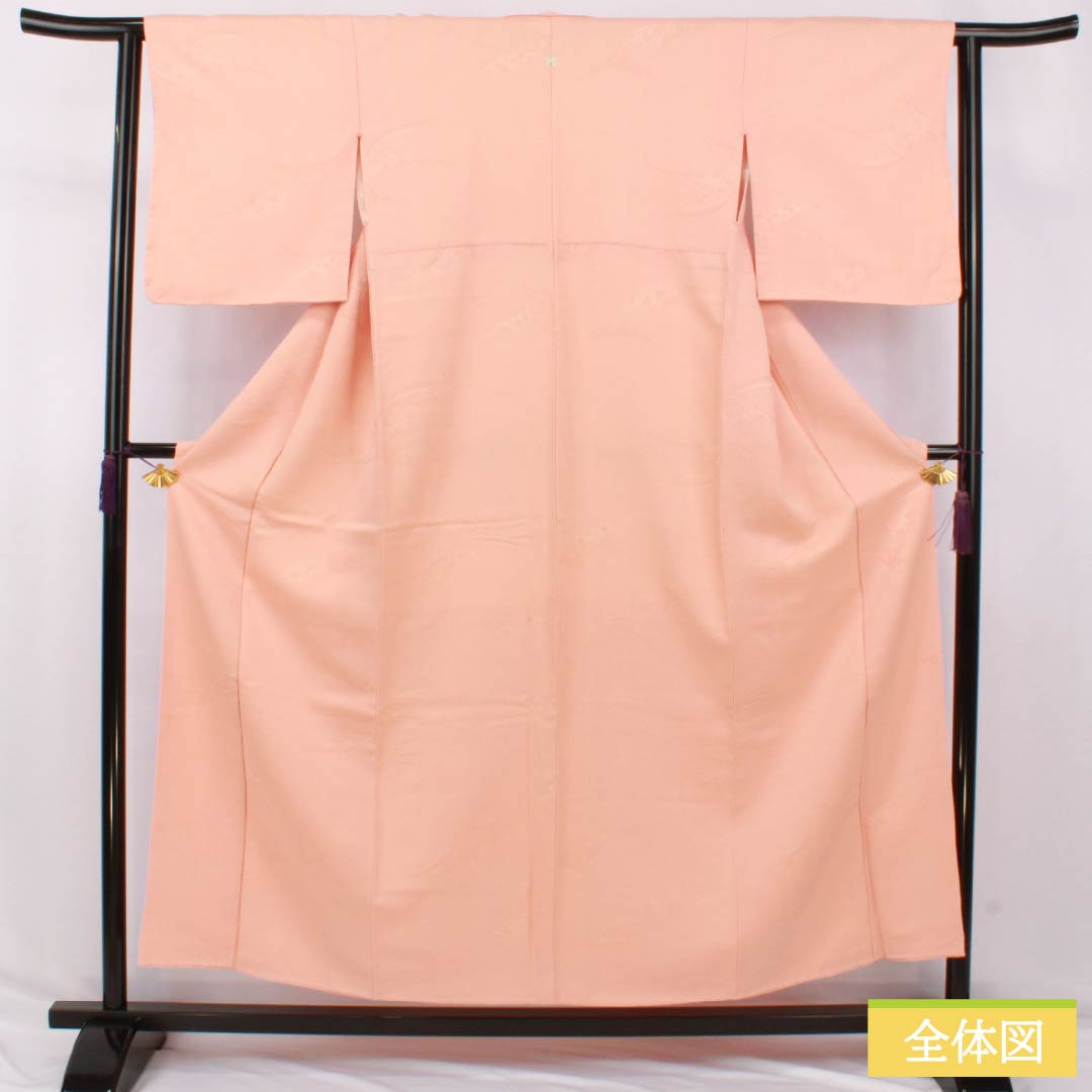 Solid-colored silk kimono, S-rank, length 155.5cm, sleeve length 59.5cm, salmon-colored, single crest, orange and abstract pattern, lined, pink, product number 1114002502313