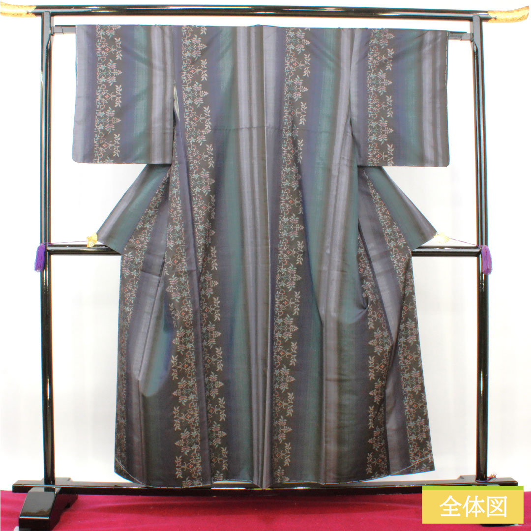 紬 正絹 身丈156cm 裄丈64.5cm 大島紬 経緯絣 縞 草花模様 Sランク 袷 茶系 1116003462314