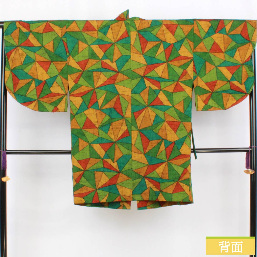 Travel kimono (single layer) wool S-rank, length 93.5cm, sleeve length 68cm, willow green (ryuryokuiro) color, geometric pattern, with basting thread, green-based, product number 1117001222919
