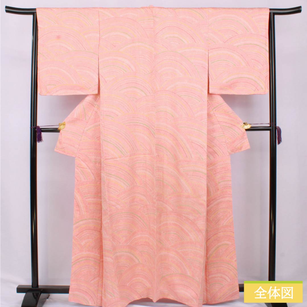 Komon (small pattern) kimono, pure silk, A rank, length 163cm, sleeve length 65.5cm, lined, Tokiiro (red), tie-dyed, Seigaiha (wave) pattern, pink, 1115007103413
