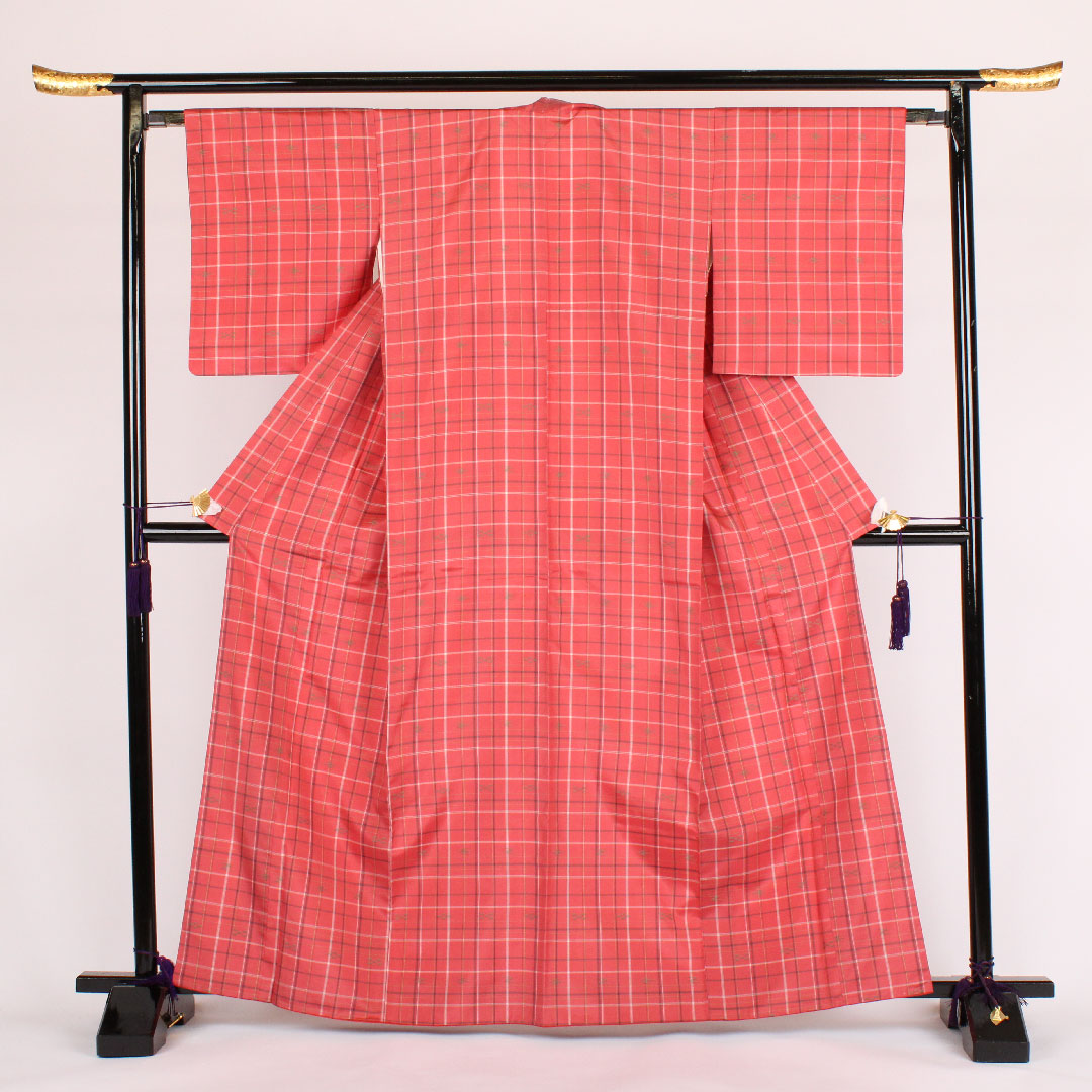 Striped Oshima Tsumugi Length 166cm Sleeve length 64.5cm Kasuri pattern Pure silk A rank A-lined Pink 1116000373413