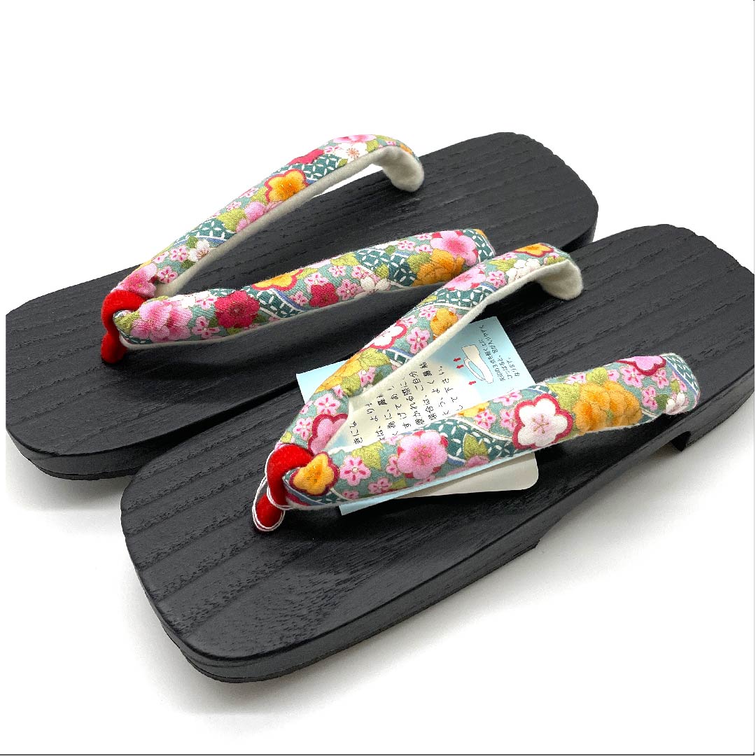 (新品未使用品)下駄 桜 梅 牡丹 七宝 Lサイズ 黒系 NEWランク 1122001001410