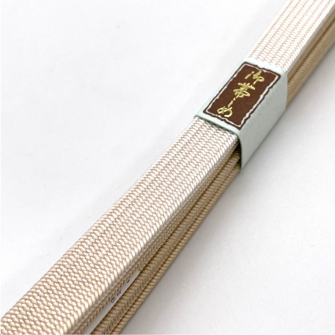 (新古品) 帯締め 正絹 四分紐 真珠色(しんじゅいろ) 練色(ねりいろ) 翠嵐工房 新古品 長さ約168cm 幅約1.2cm カジュアル Sランク クリーム系 1135002092315