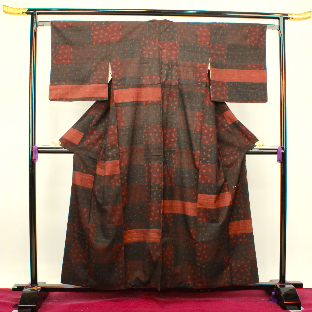 Tsumugi Length 157cm Sleeve length 63.5cm Stencil dye Abstract pattern Pure silk S rank Awase Gradient 1116002542399