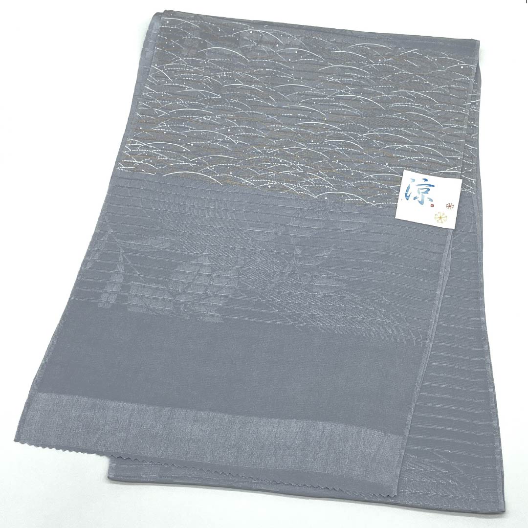 (新品)帯揚げ 正絹 セミフォーマル 薄鈍色(うすにびいろ) 夏物 露芝模様 古典柄 長さ約168cm 幅約28.5cm NEWランク グレー系 1136000891922