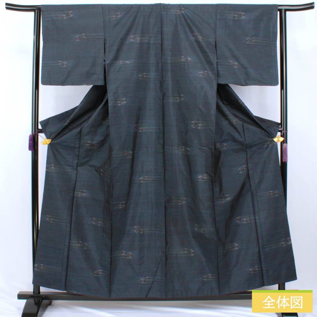 Tsumugi Silk S Rank Length 160cm Sleeve Length 63.5cm Dark Navy Oshima Tsumugi Yokoso-gasuri Abstract Pattern Lined Navy 1116005172418