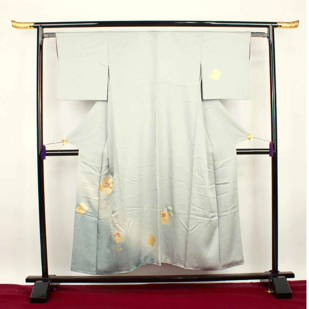 訪問着 袷 身丈149.5cm 裄丈62cm 白銅色 刺繡 金彩 草花模様 正絹 Bランク グレー系 1112001794122
