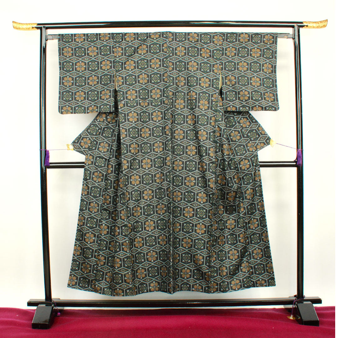 Murayama Oshima Length 151cm Sleeve length 63.5cm Ensemble Abstract pattern Pure silk A rank Awase Black 1116001993210