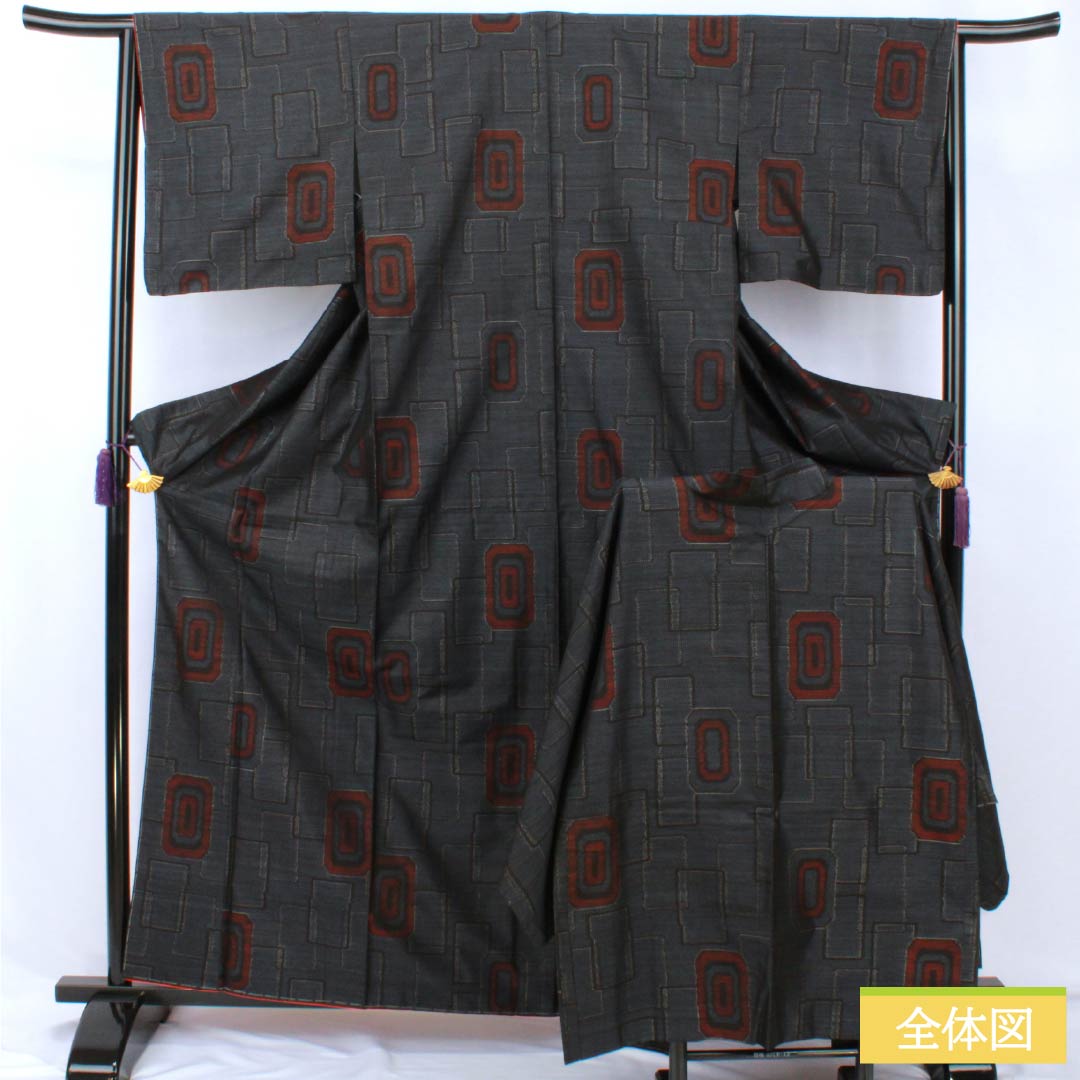 Pure silk tsumugi (pongee) kimono, S rank, length 163cm, sleeve length 65cm, Oshima tsumugi ensemble, double horizontal kasuri pattern, geometric pattern, lined, navy blue, product number 1116004342418