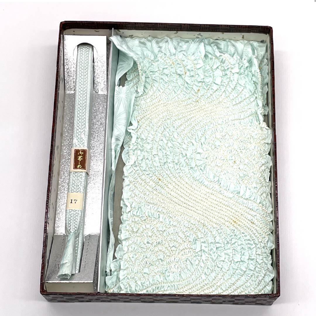 (Like new) Pure silk obijime and obiage set, grade A, blue-and-white porcelain color, tie-dyed pattern, flowing water design, approximately 156cm long, 1.6cm wide, semi-formal, light blue, product number 1141000013324