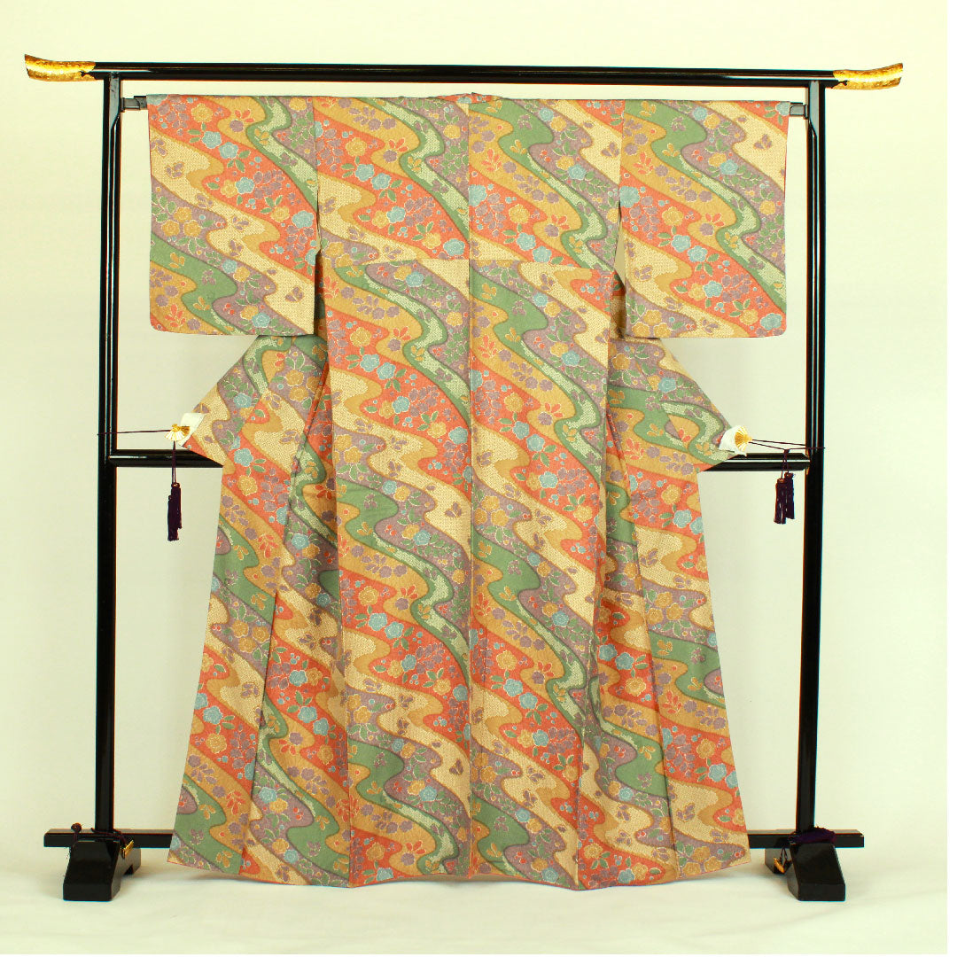 Small pattern, Length 166cm, Sleeve length 67cm, Awase, Cherry blossoms, Flowing water pattern, Pure silk, S rank, Yellow, 1115000452523