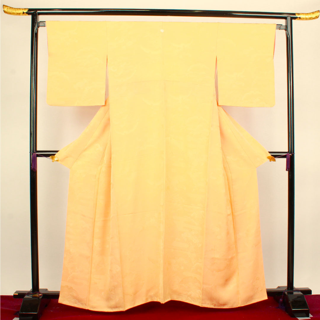 色無地 正絹 肌色 吉祥文様 五三桐 身丈161.5cm 裄丈66cm 袷 Aランク 橙系 1114000903426