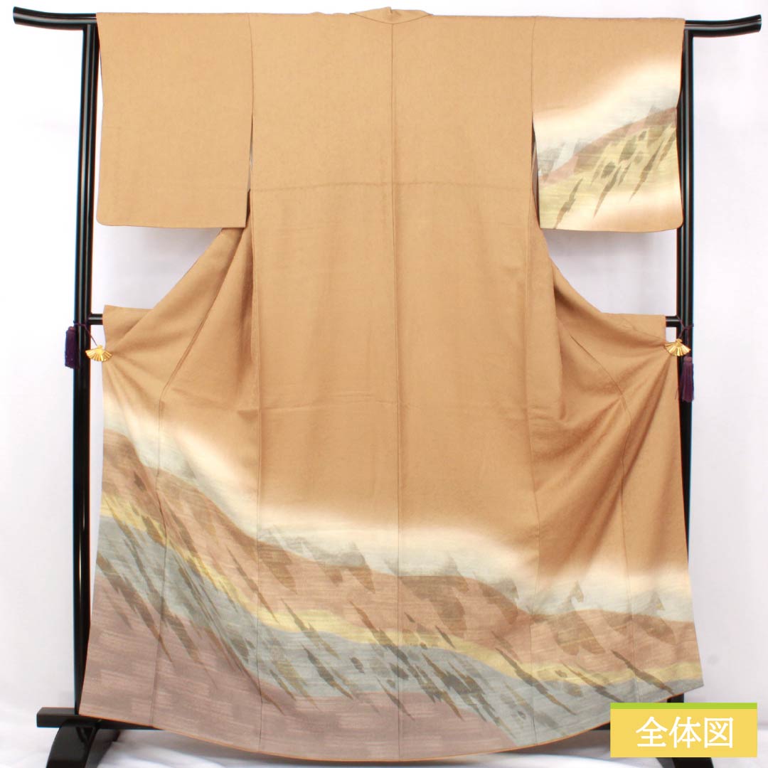 Visiting Kimono, Pure Silk, Grade A, Lined, Length 164.5cm, Sleeve Length 63cm, Light Fallen Leaf Green (Usukuchibaiiro) with Abstract Pattern, Beige, Product Number: 1112007463425