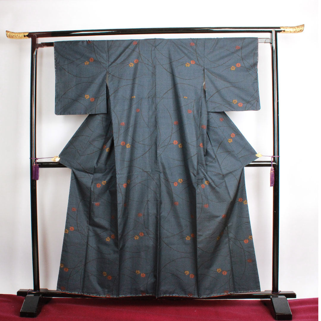 大島紬 身丈159.5cm 裄丈62.5cm 経緯絣 花模様 正絹 Sランク 袷 紺系 1116001812318