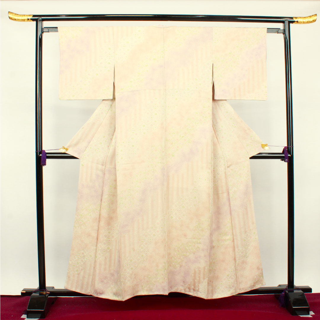 Komon, Length 157cm, Sleeve length 61.5cm, Lined, Light cherry blossom color, Abstract pattern, Pure silk, S rank, Pink 1115002952313