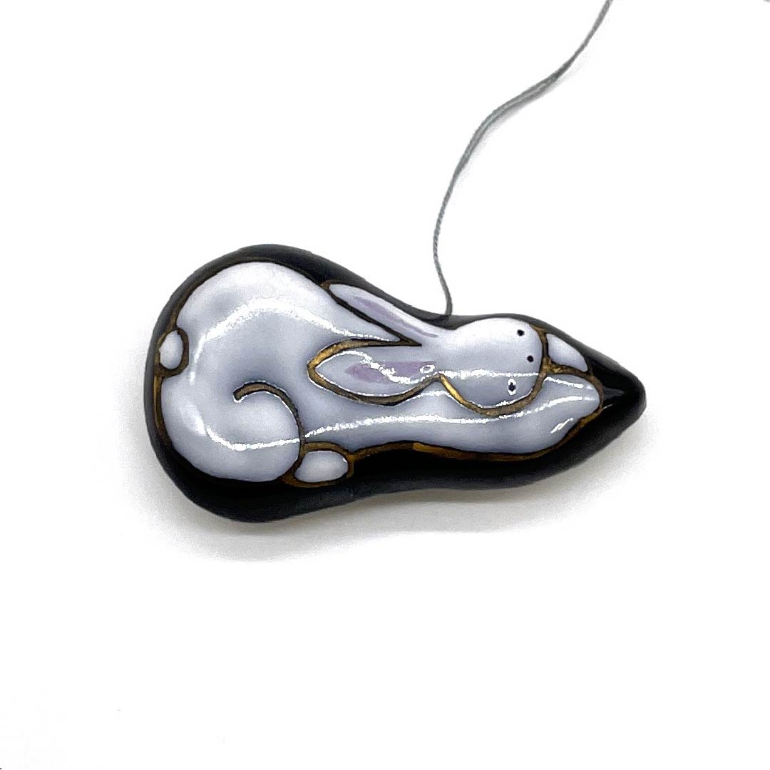 (New old stock) Obi fastener, ceramic, casual, jet black, Kyoyaki, rabbit, animal, length approx. 3cm, width approx. 6cm, S rank, black, 1137000322910