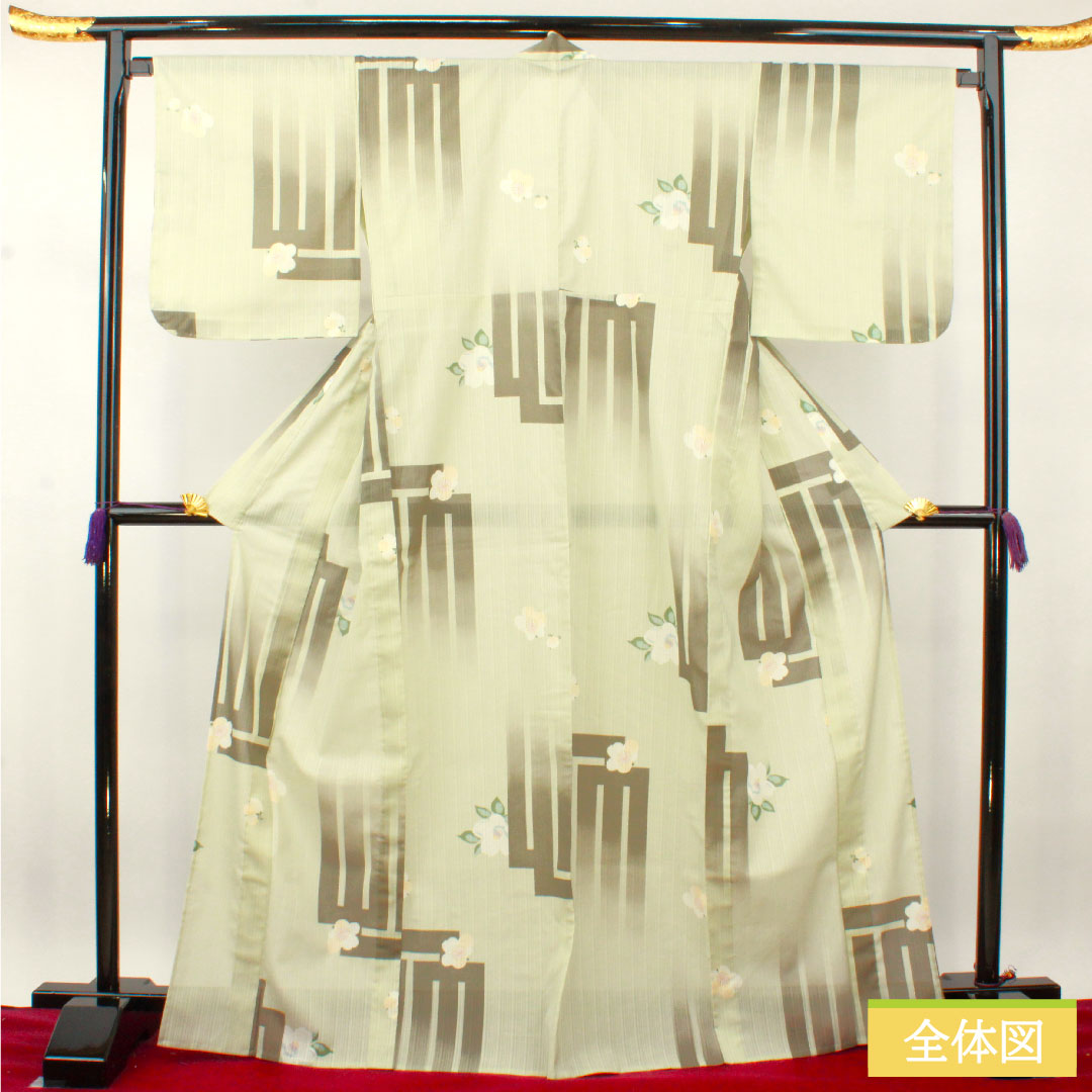 Summer kimono, polyester, small pattern, length 169cm, sleeve length 68cm, light green, washable kimono, plum, camellia, gauze, S rank, green 1132001872519