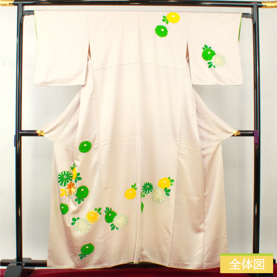 Homongi, pure silk, lined, length 160cm, sleeve length 64.5cm, light cherry blossom color, Kyoto Yuzen, chrysanthemum, S rank, pink, 1112004332413