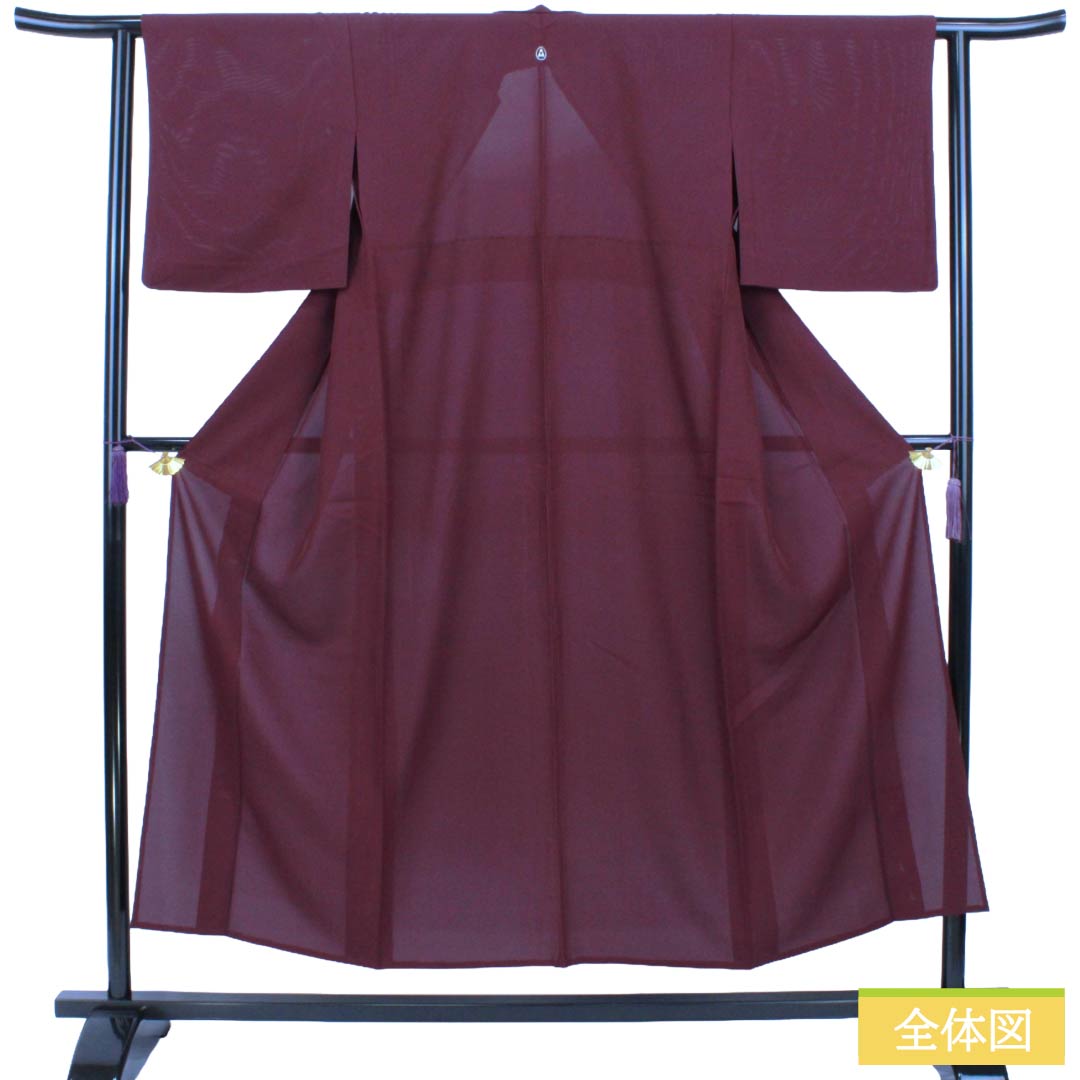 Summer item, pure silk iromuji kimono, rank A. Length 150cm, Yuki length 62cm. Mulberry color, plain design, mitsu-uroko pattern, one family crest. Ro (gauze weave), purple系. 1132003463120