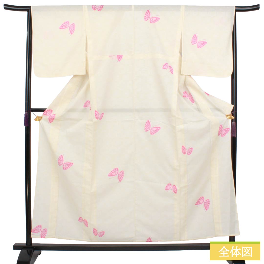 夏物 ポリエステル 小紋 Aランク 身丈158.5cm 裄丈66cm 乳白色(にゅうはくしょく) 蝶 亀甲 絽 クリーム系 1132004543315
