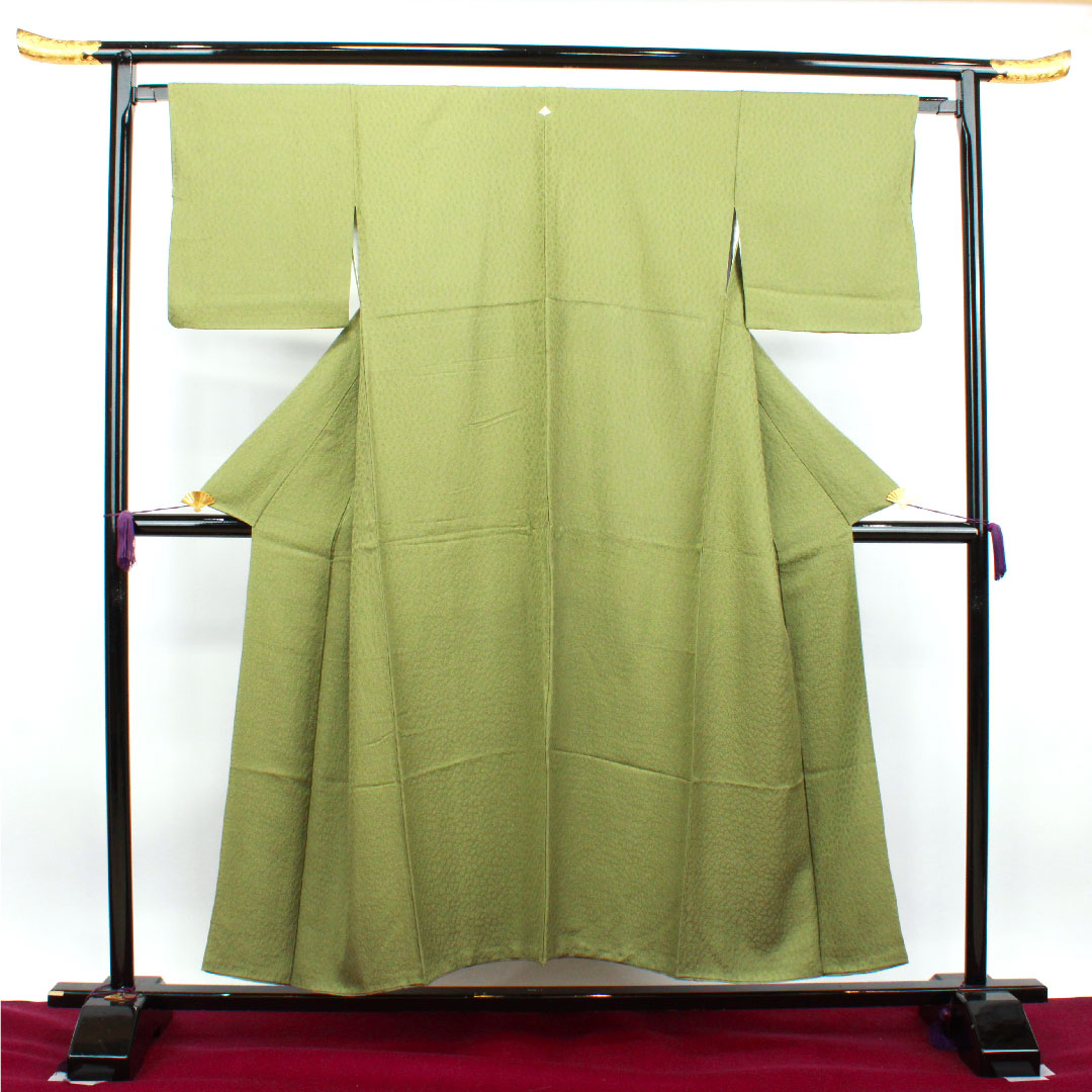 色無地 正絹 緑衫色 木瓜菱 身丈151cm 裄丈65cm 袷 Aランク 緑系 1114000933219