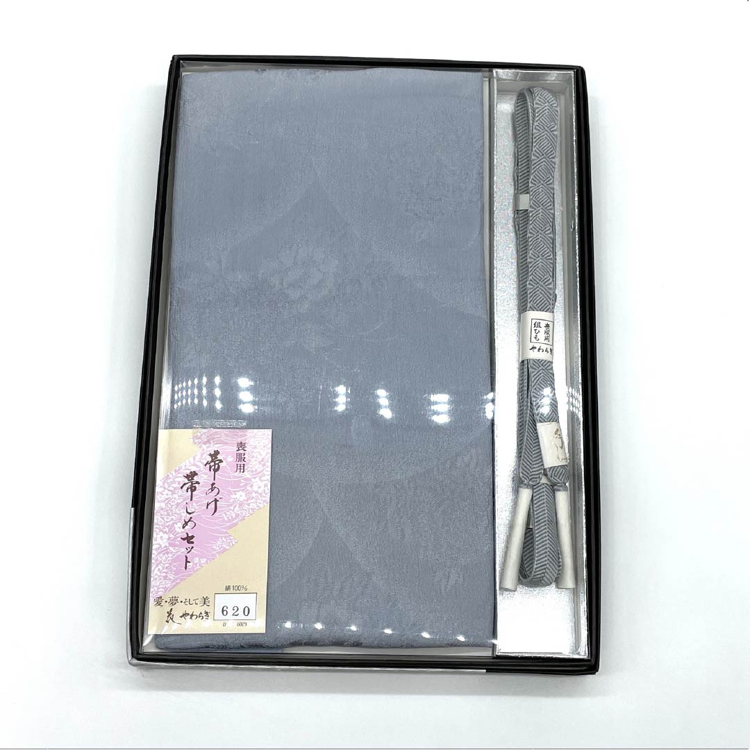 (Like new) Pure silk obijime and obiage set, light dull color, suitable for mourning wear, approximately 163cm long and 1.5cm wide, grayish-gray, product number 1141000201322