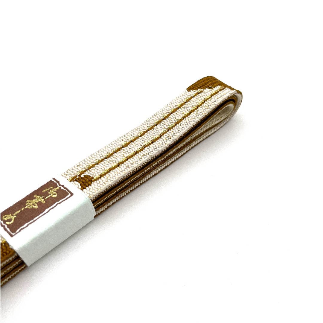 (新古品) 帯締め 正絹 四分紐 黄茶色(きちゃいろ) 三分金銀糸 名香庵謹製 手組紐 長さ約159cm 幅約1.5cm セミフォーマル Sランク 茶系 1135001512914