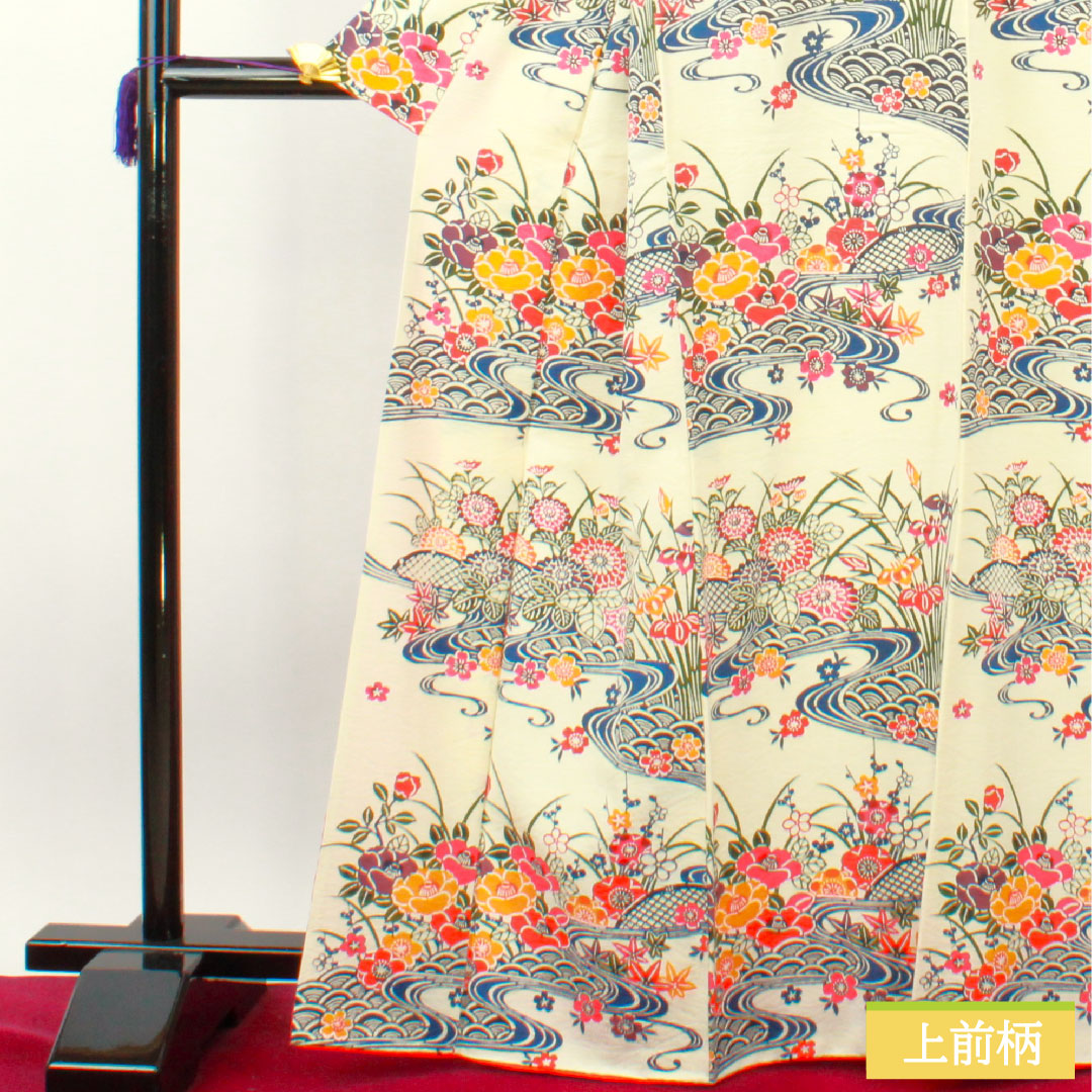Komon, pure silk, length 166.5cm, sleeve length 65.5cm, lined, milky white, Kyoto Bingata, auspicious motif, S rank, white, 1115004412511