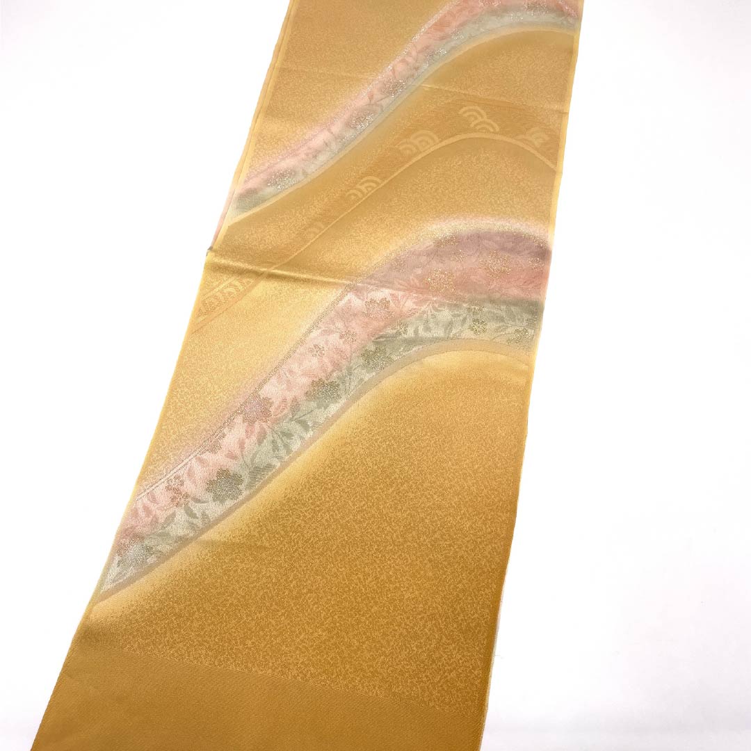 帯揚げ 正絹 Sランク セミフォーマル 小麦色(こむぎいろ) 青海波 桜 草花 長さ約183cm 幅約29cm 橙系 1136004402926