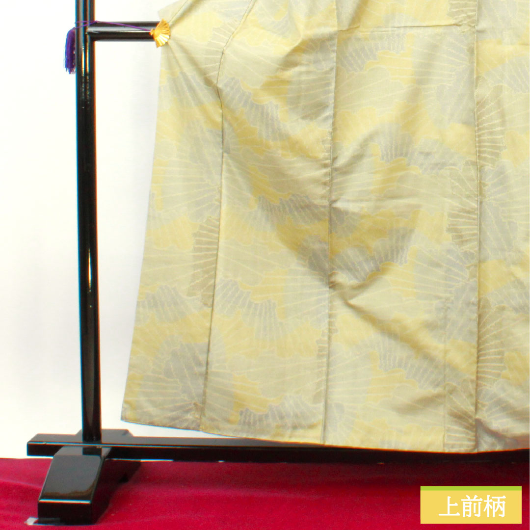 紬 正絹 身丈160cm 裄丈62.5cm 利休白茶色(りきゅうしらちゃいろ) 大島紬 緯総絣 抽象模様 Sランク 袷 グレー系 1116003652422