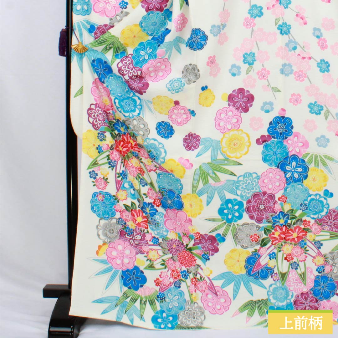 Polyester Furisode, S Rank, Length 172cm, Sleeve-to-shoulder 67cm, Lined, White, All-over floral and sayagata pattern, Washable Kimono, White tone, 1113002852611