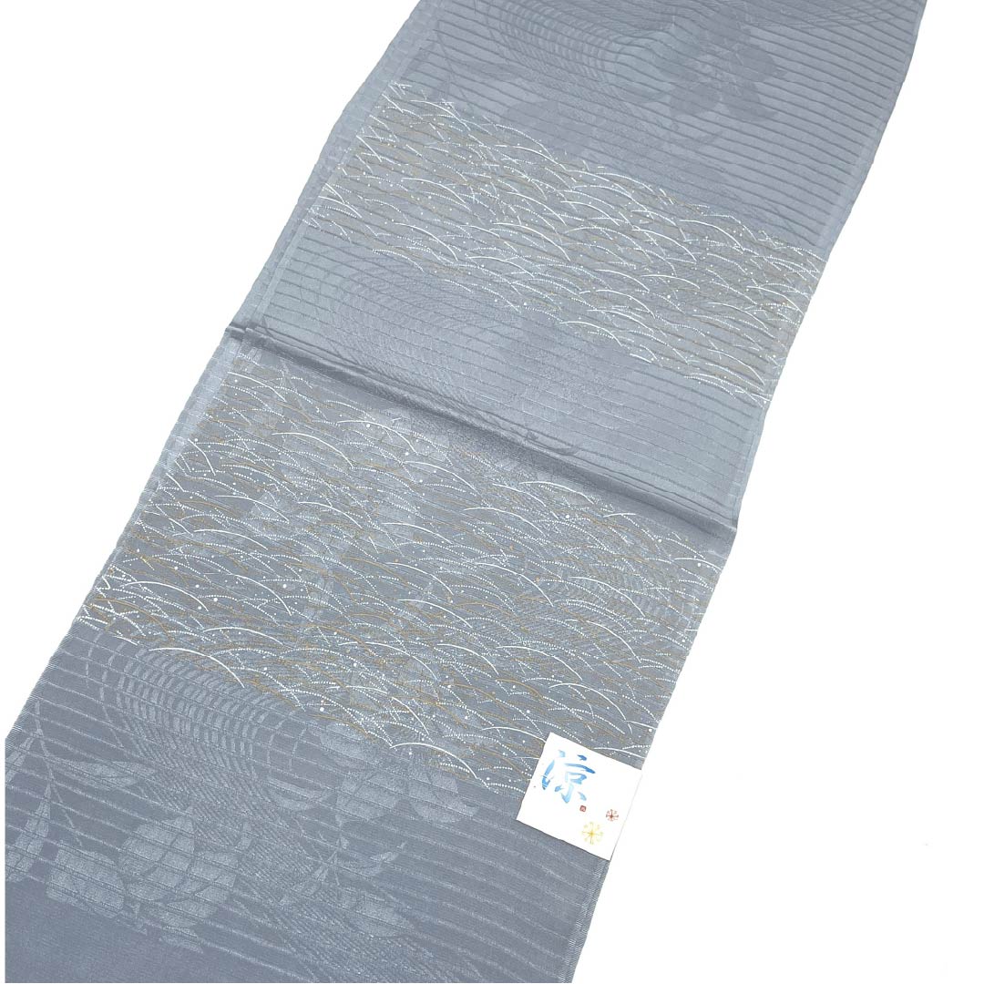 (新品)帯揚げ 正絹 セミフォーマル 薄鈍色(うすにびいろ) 夏物 露芝模様 古典柄 長さ約168cm 幅約28.5cm NEWランク グレー系 1136000891922