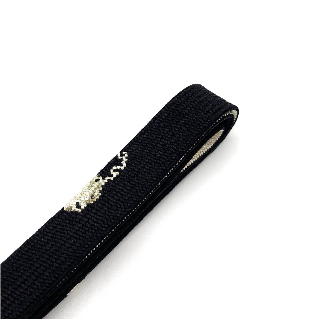 (新古品) 帯締め 正絹 四分紐 黒色 翠嵐工房 金彩 金属糸使用 長さ約159cm 幅約1.5cm セミフォーマル Sランク 黒系 1135000842910