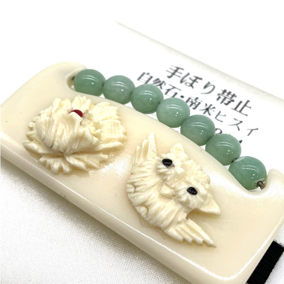 (New old stock) Obi clasp, natural stone, casual, kneaded color, hand-carved, South American jade, flower, length approx. 3.5cm, width approx. 6.5cm, A grade, white, 1137000713911