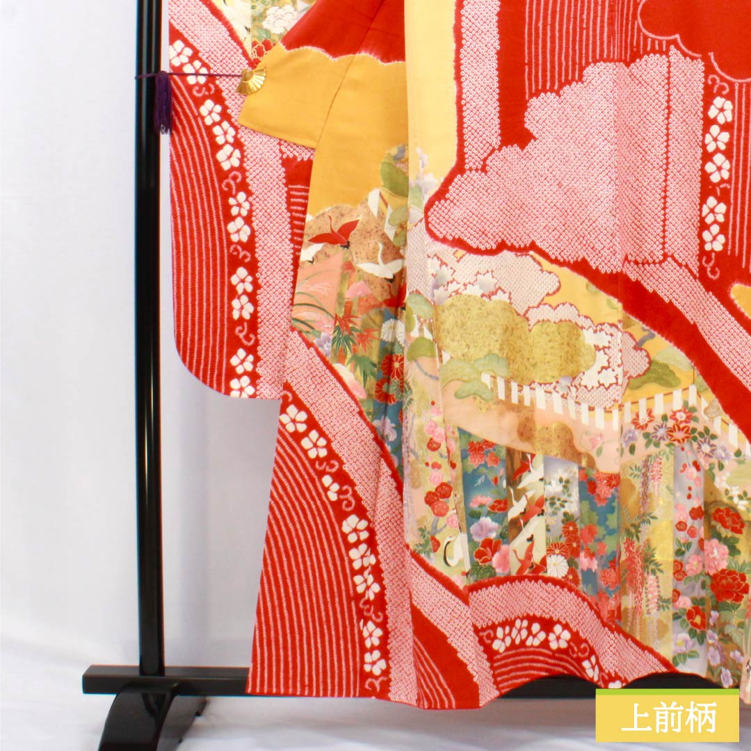 Furisode (long-sleeved kimono) made of pure silk, S-rank, length 152cm, sleeve length 61cm, lined, scarlet, Kyoto Yuzen, featuring auspicious motifs of cranes, plum blossoms, and pine trees in red. Product code: 1113002182212