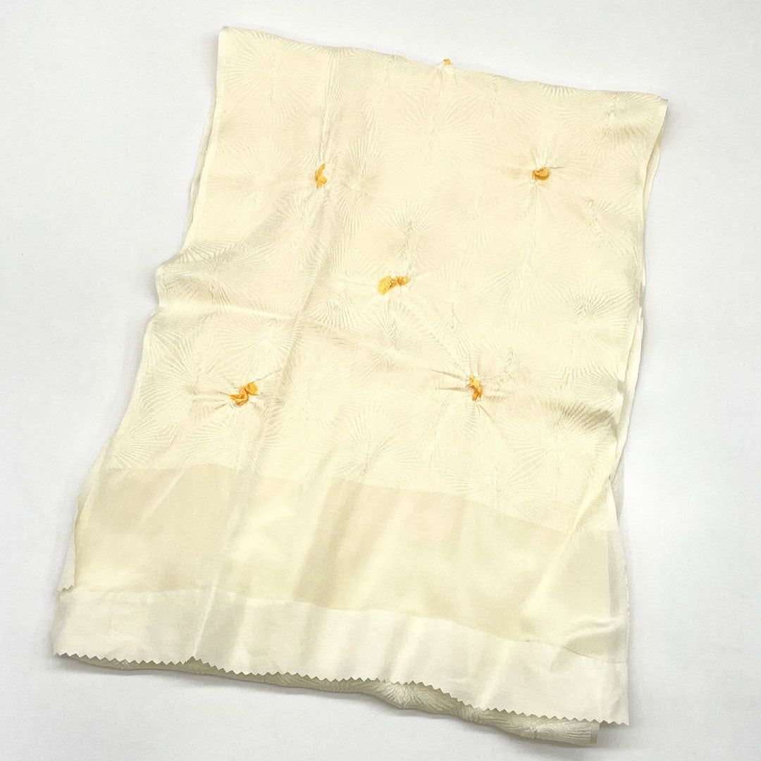 (新古品) 帯締め・帯揚げセット 正絹 NEWランク 薄卵色(うすたまごいろ) 練色(ねりいろ) 絞り 菱 長さ約152cm 幅約1.3cm セミフォーマル クリーム系 1141000491315